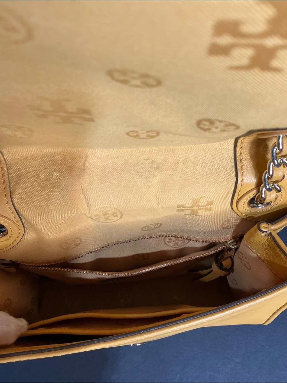 Tory Burch Bryant Small Convertible Crossbody Bag